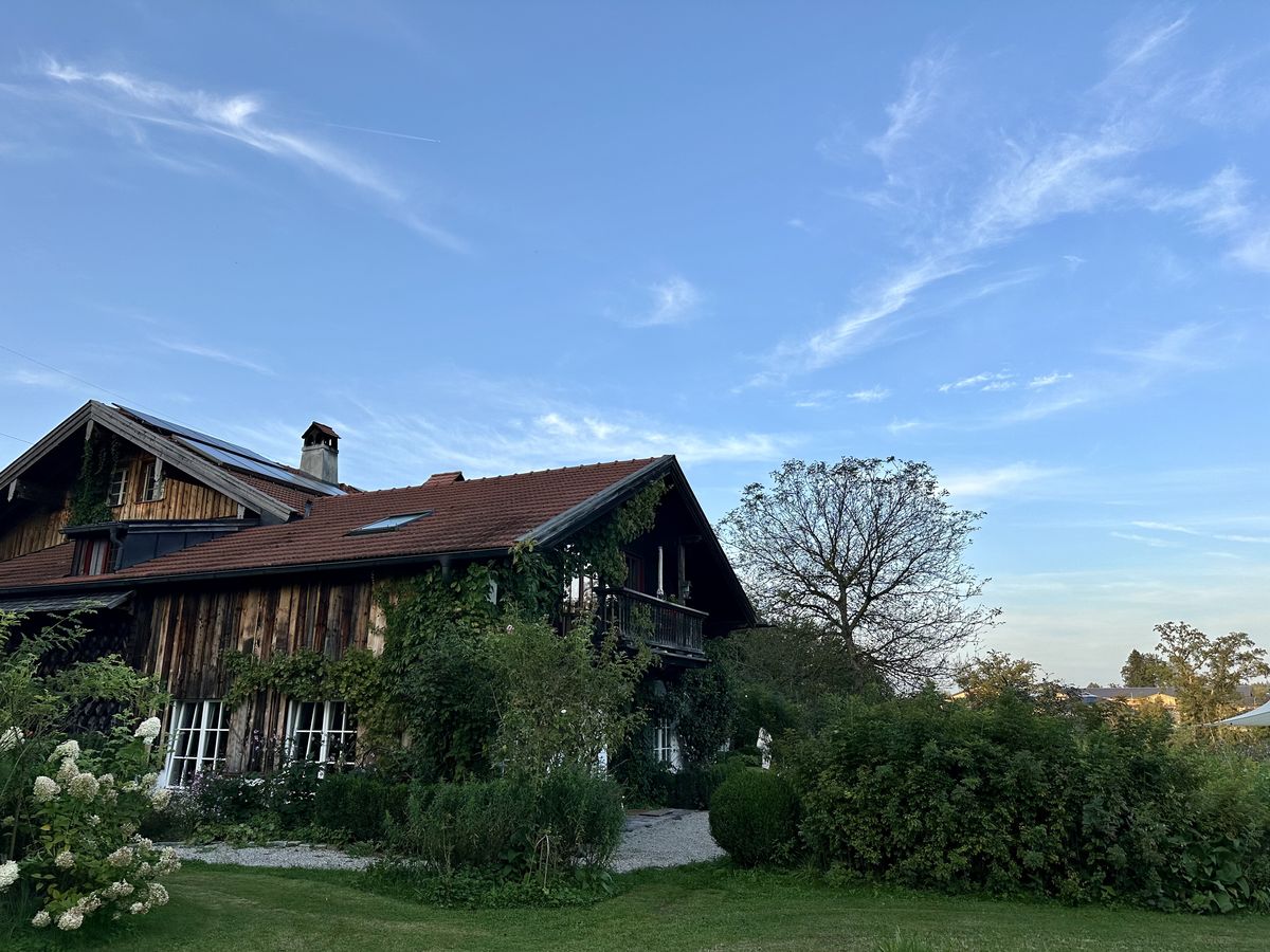 Das Bauernhaus im Abendlicht